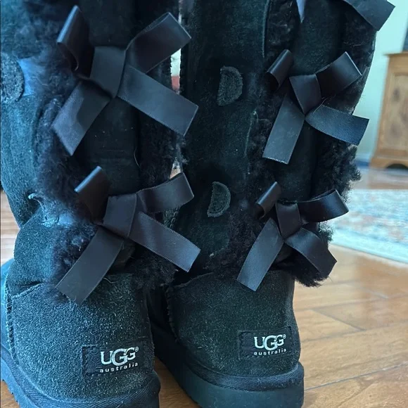 UGG Black Bailey Bow Boots - Picture 4 of 12